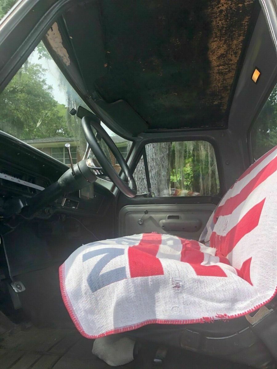 1972 Black Ford F-100 Standard Cab Pickup