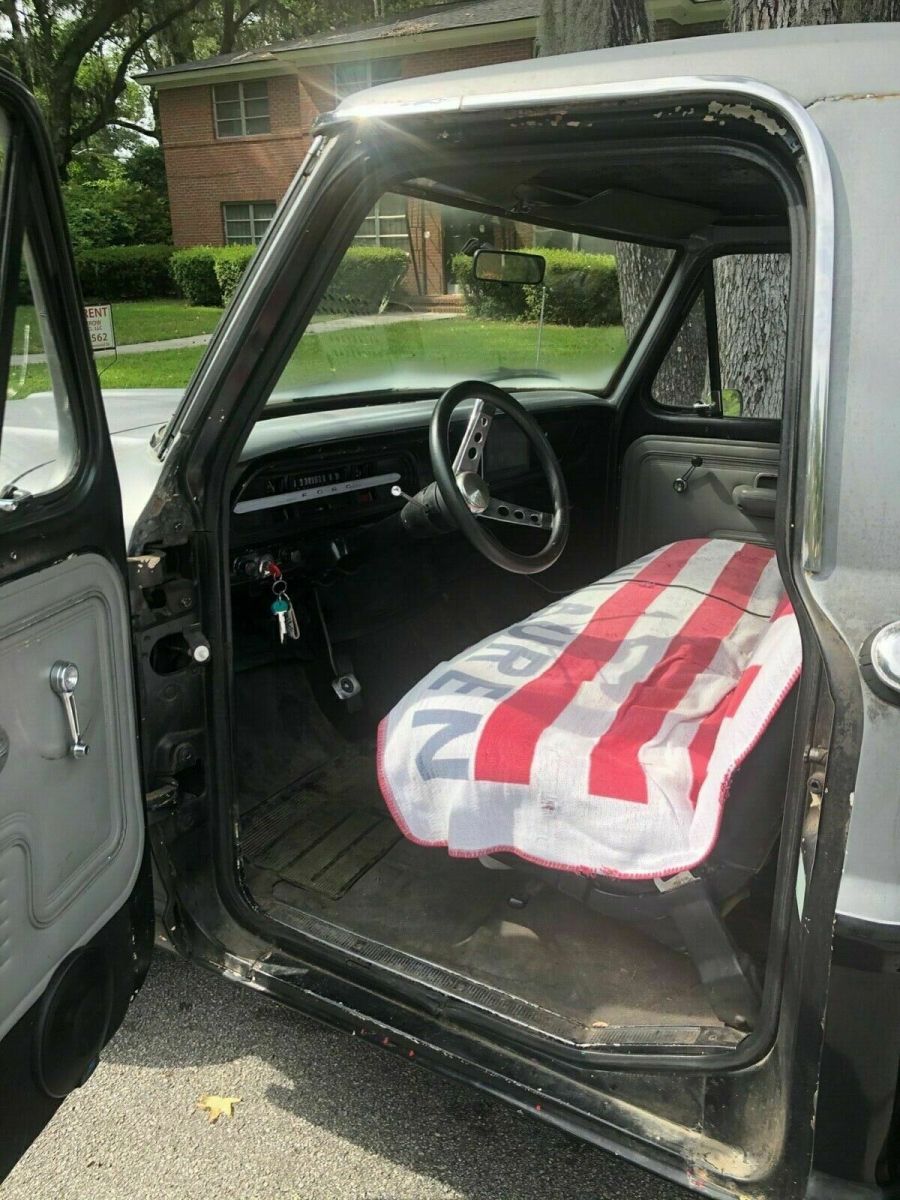 1972 Black Ford F-100 Standard Cab Pickup