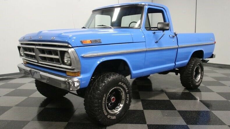 1972 Blue Ford F-100 Pickup Truck