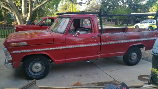 1972 Red Ford F-100