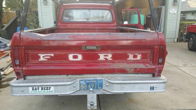 1972 Red Ford F-100