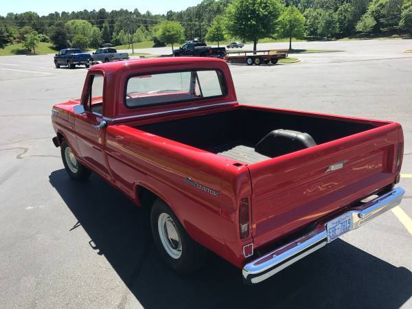 1972 Red Ford F-100 Standard Cab Pickup