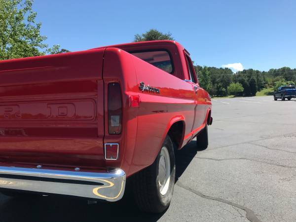 1972 Red Ford F-100 Standard Cab Pickup