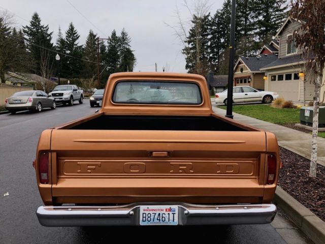 1972 Brown Ford F-100 Standard Cab Pickup