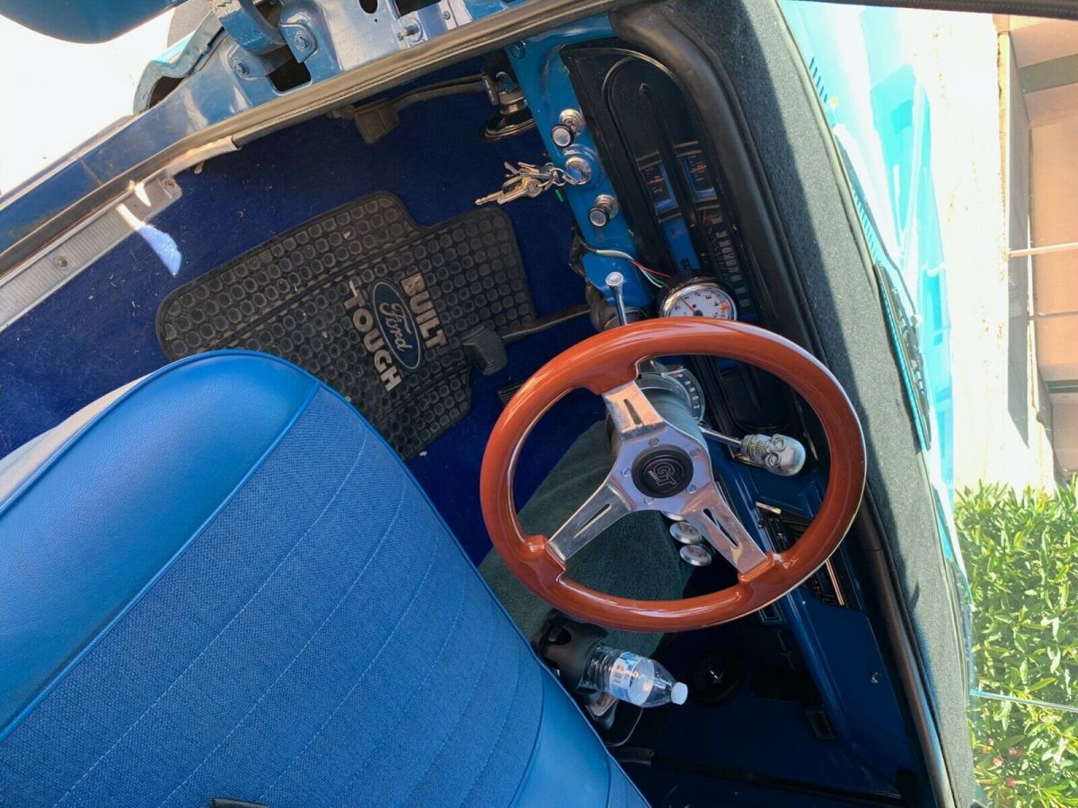 1972 Blue Ford F-250 Standard Cab Pickup