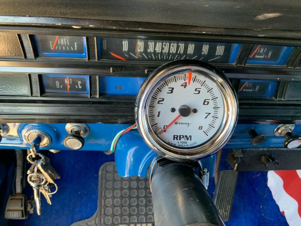 1972 Blue Ford F-250 Standard Cab Pickup