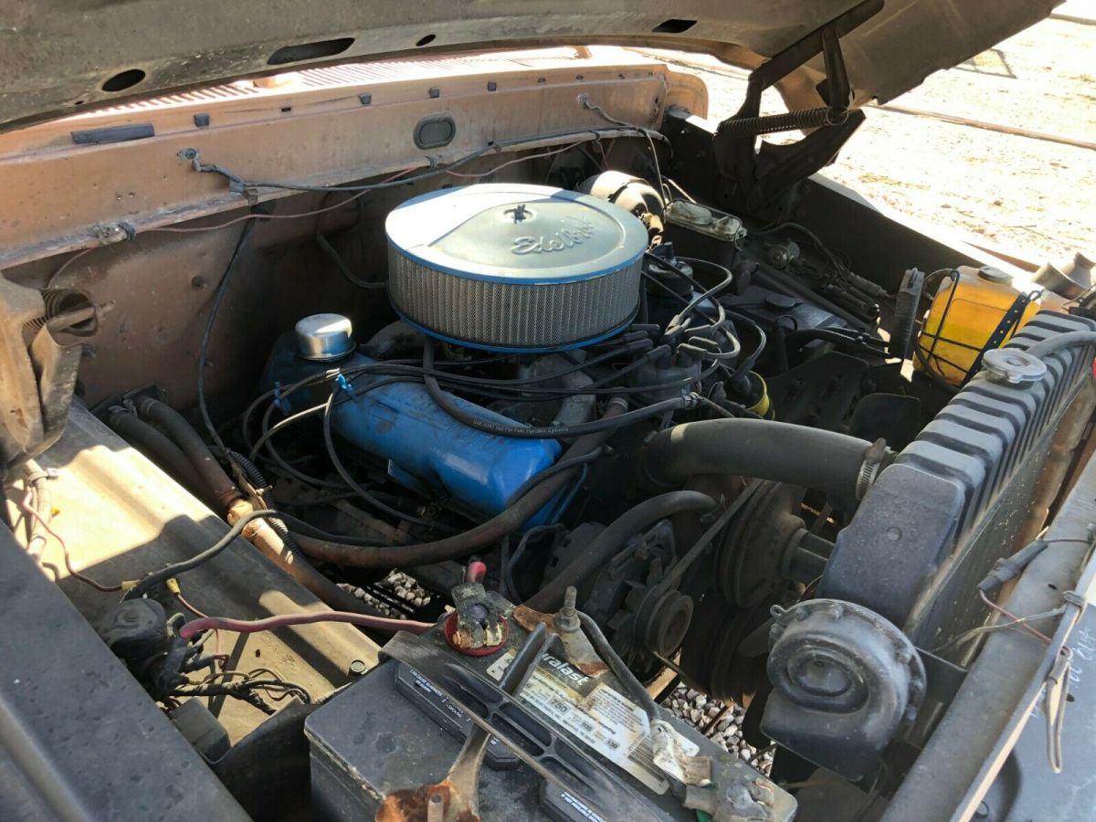 1972 Brown & Cream Ford F-250 Standard Cab Pickup