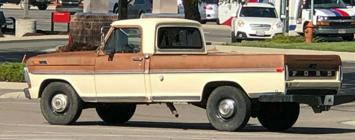 1972 Brown & Cream Ford F-250 Standard Cab Pickup
