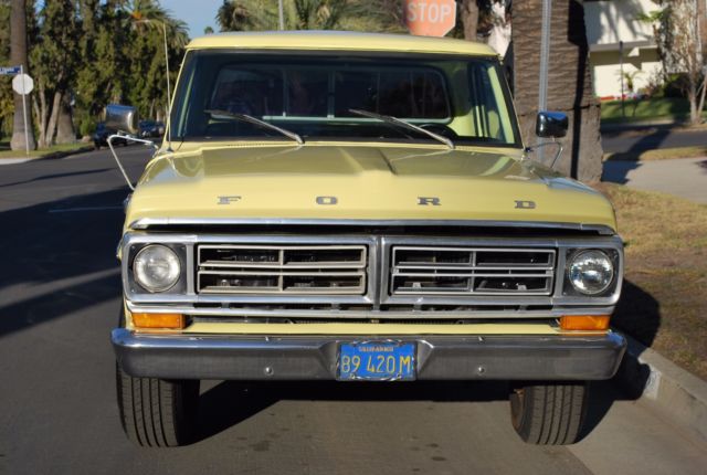 1972 Yellow Ford F-250 Standard Cab Pickup