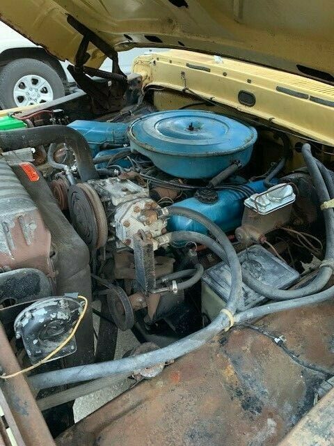 1972 Yellow Ford F-250