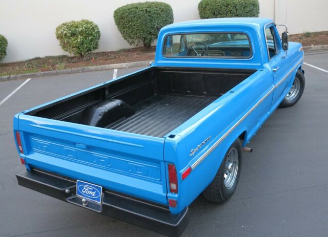1972 Grabber Blue Ford F-250 Standard Cab Pickup