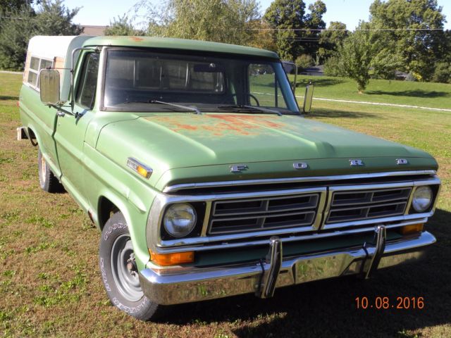 1972 Green Ford F-100 pick up