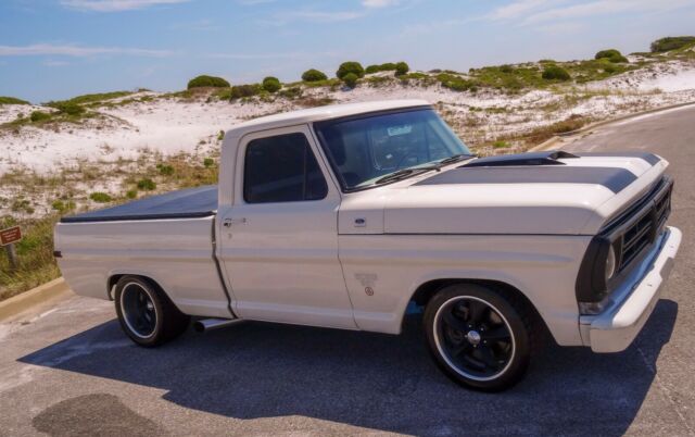 1972 White Ford F-100 Pick Up Truck