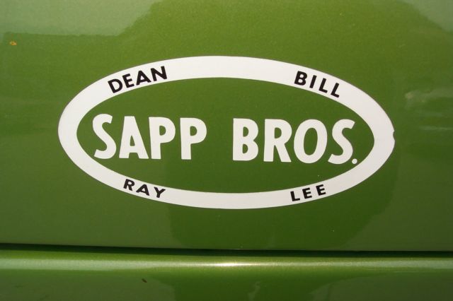 19720000 Green Ford F-250 Standard Cab Pickup