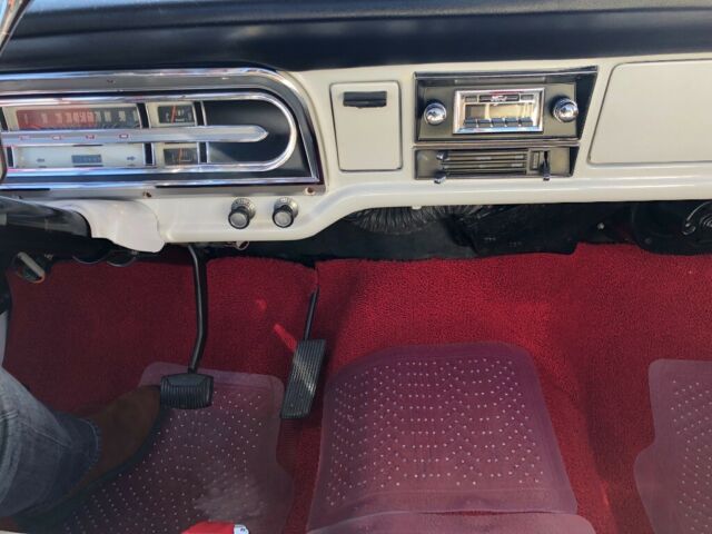 1972 Red Ford F-250 Crew Cab Pickup