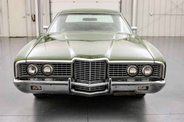 1972 Green Ford Galaxie --