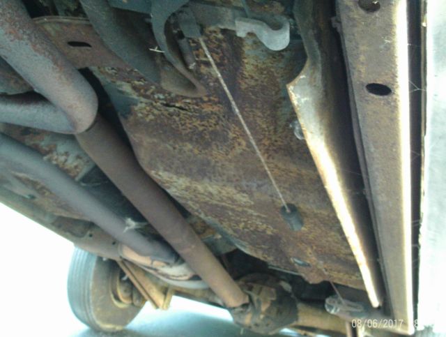 1972 White Ford Crown Victoria Sedan