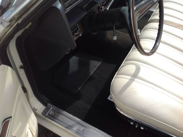 1972 white Ford Other Convertible