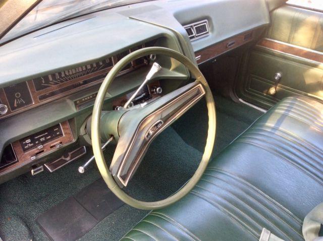 1972 Green Ford LTD Country Squire Wagon