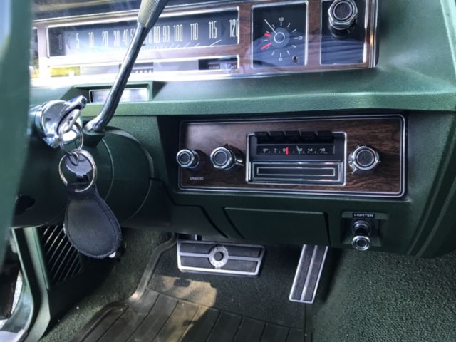 1972 Green Ford LTD Coupe