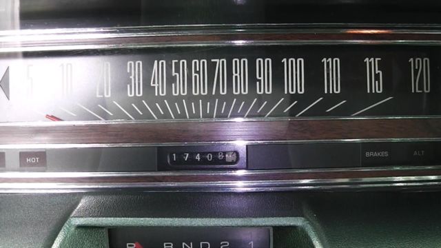 1972 Green Ford LTD Sedan