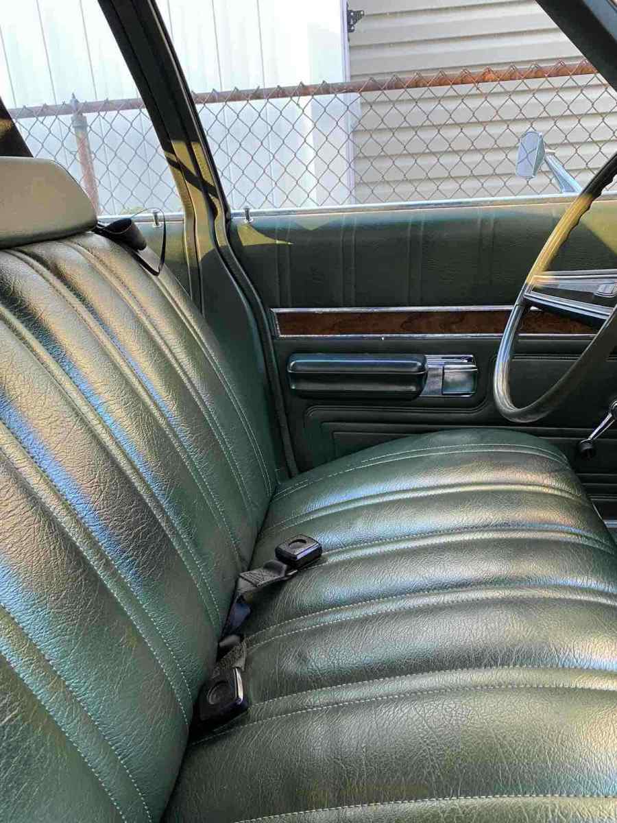 1972 Green Ford LTD Sedan