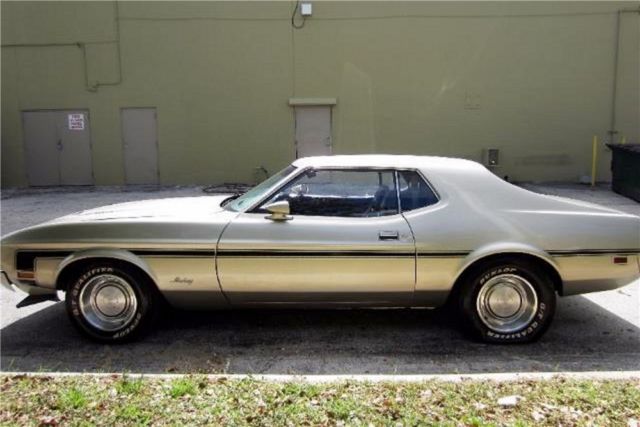 1972 Silver Ford Mustang Coupe