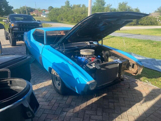 1972 Blue Ford Mustang