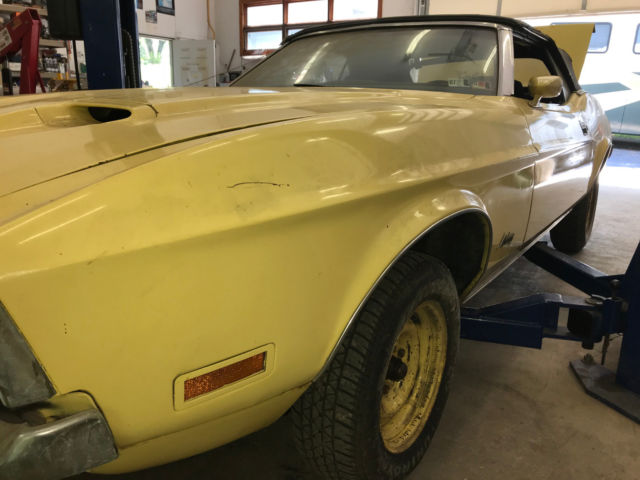 1972 Medium Bright Yellow Ford Mustang Convertible