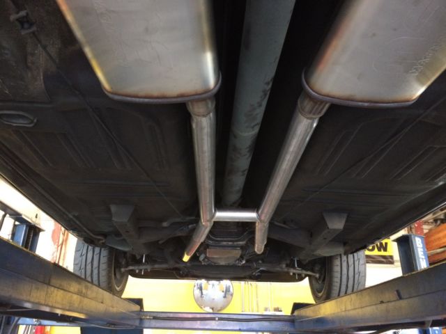 1972 Dark metallic green Ford Mustang Coupe