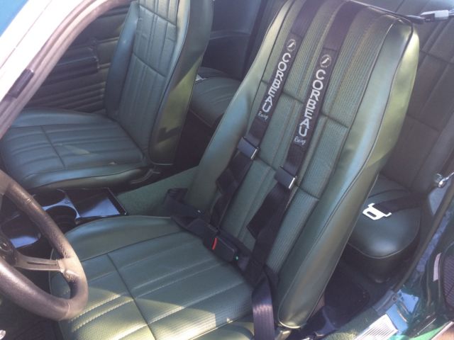 1972 Dark metallic green Ford Mustang Coupe