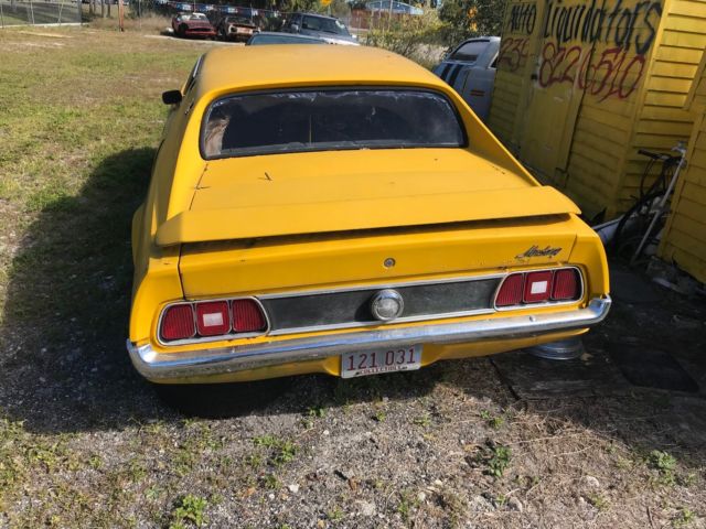 1972 Yellow Ford Mustang Fastback