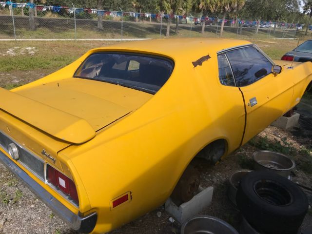 1972 Yellow Ford Mustang Fastback