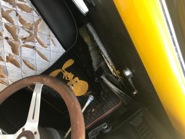 1972 Yellow Ford Mustang Fastback