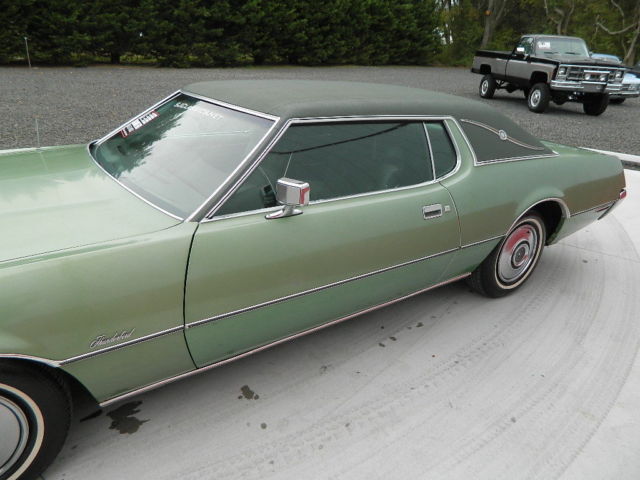 1972 Green Ford Thunderbird Coupe