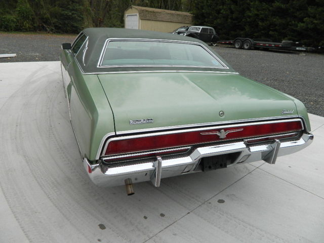 1972 Green Ford Thunderbird Coupe