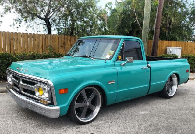 1972 White GMC 1500 Standard Cab Pickup
