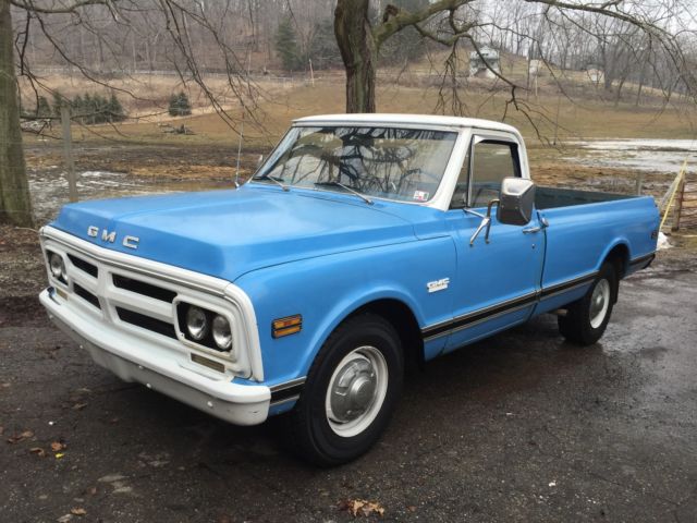 1972 Blue GMC Sierra 2500 Standard Cab Pickup