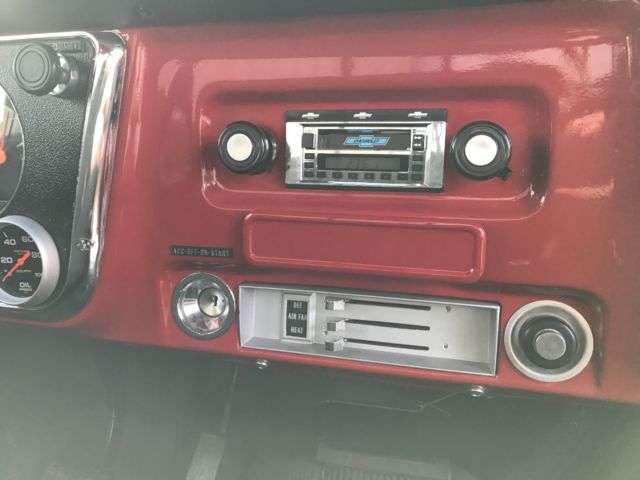 1972 Red GMC Custom 1500