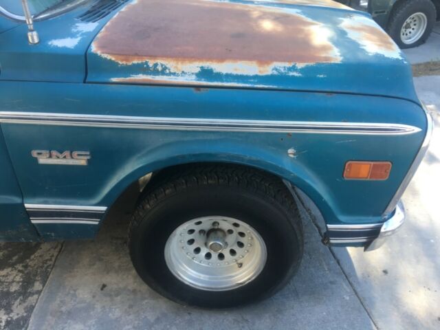 1972 Blue Chevrolet C-10 Standard Cab Pickup