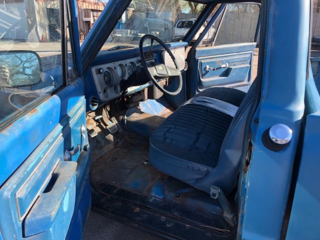 1972 Blue Chevrolet C-10 Pickup