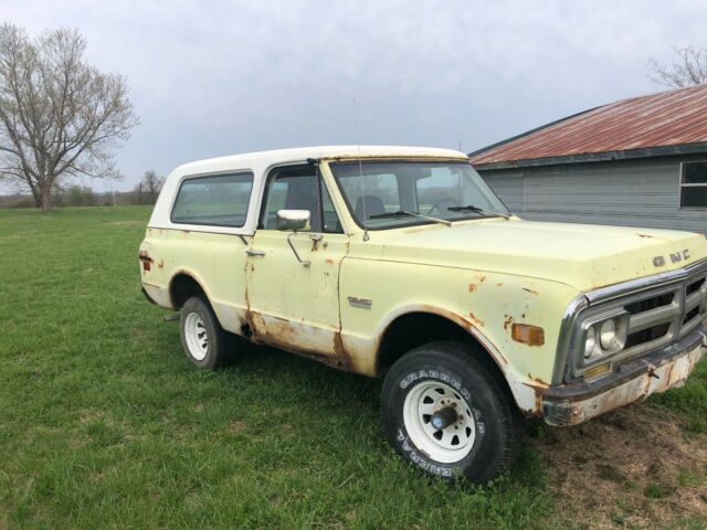 1972 Yellow Chevrolet Nova SUV