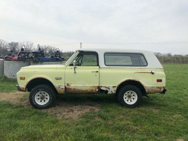 1972 Yellow Chevrolet Nova SUV