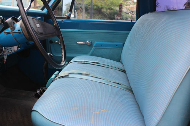 1972 Blue & White GMC Sierra 2500 Long Bed Pickup
