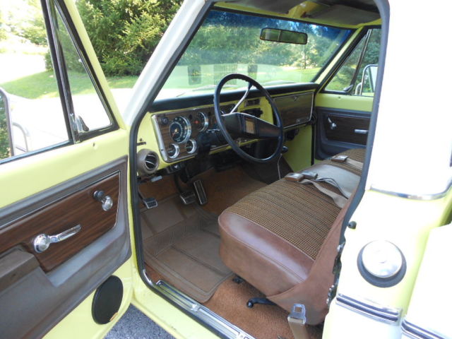 1972 grapefruit yellow and white GMC Sierra 2500 Standard Cab Pickup
