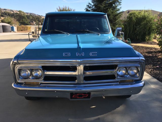 1972 Blue GMC 2500 Series Standard Cab Pickup