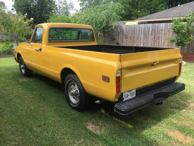 1972 Yellow Chevrolet C-10