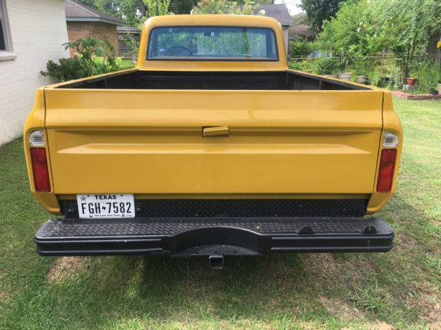 1972 Yellow Chevrolet C-10