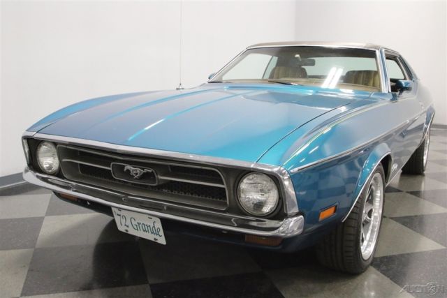 1972 Teal Ford Mustang