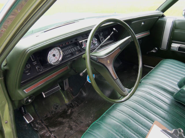 1972 Green Chrysler Town &- Country Wagon